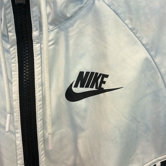 Nike Windrunner Hooded Jacket - Picture 4 of 4